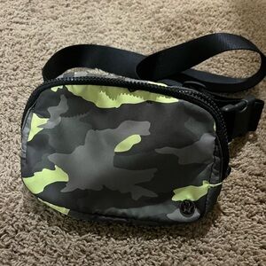 Lulu lemon Camouflage Crossbody Bag